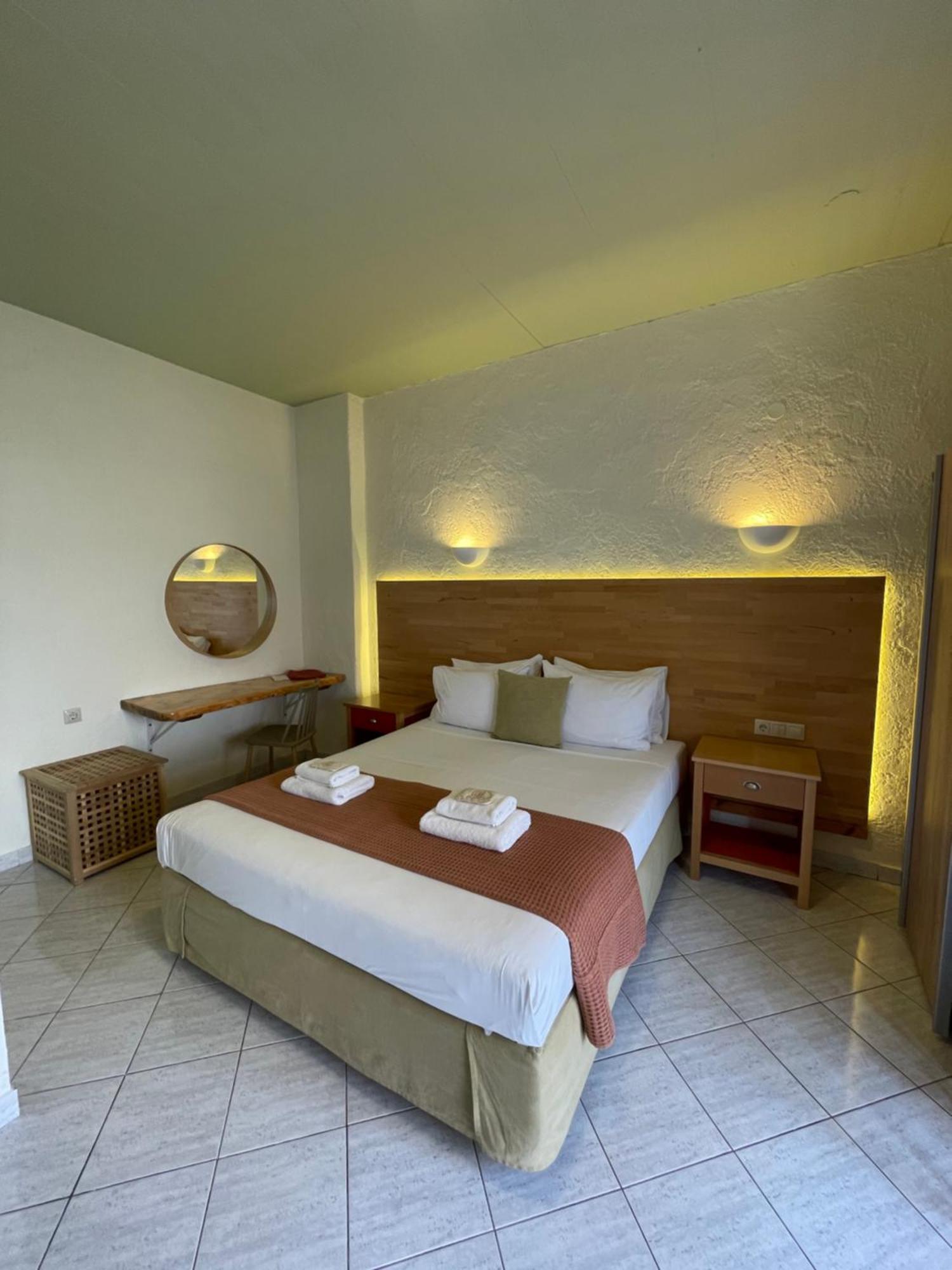 Villa Georgia Apartments & Suites Kalamaki Kamer foto