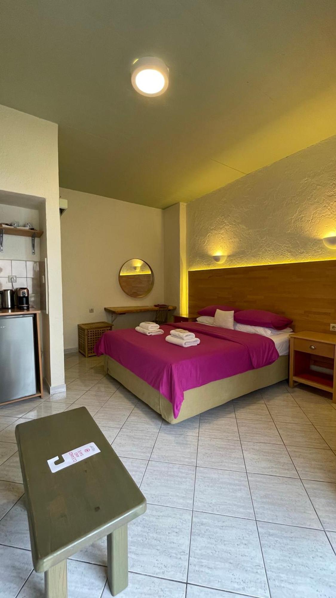Villa Georgia Apartments & Suites Kalamaki Kamer foto