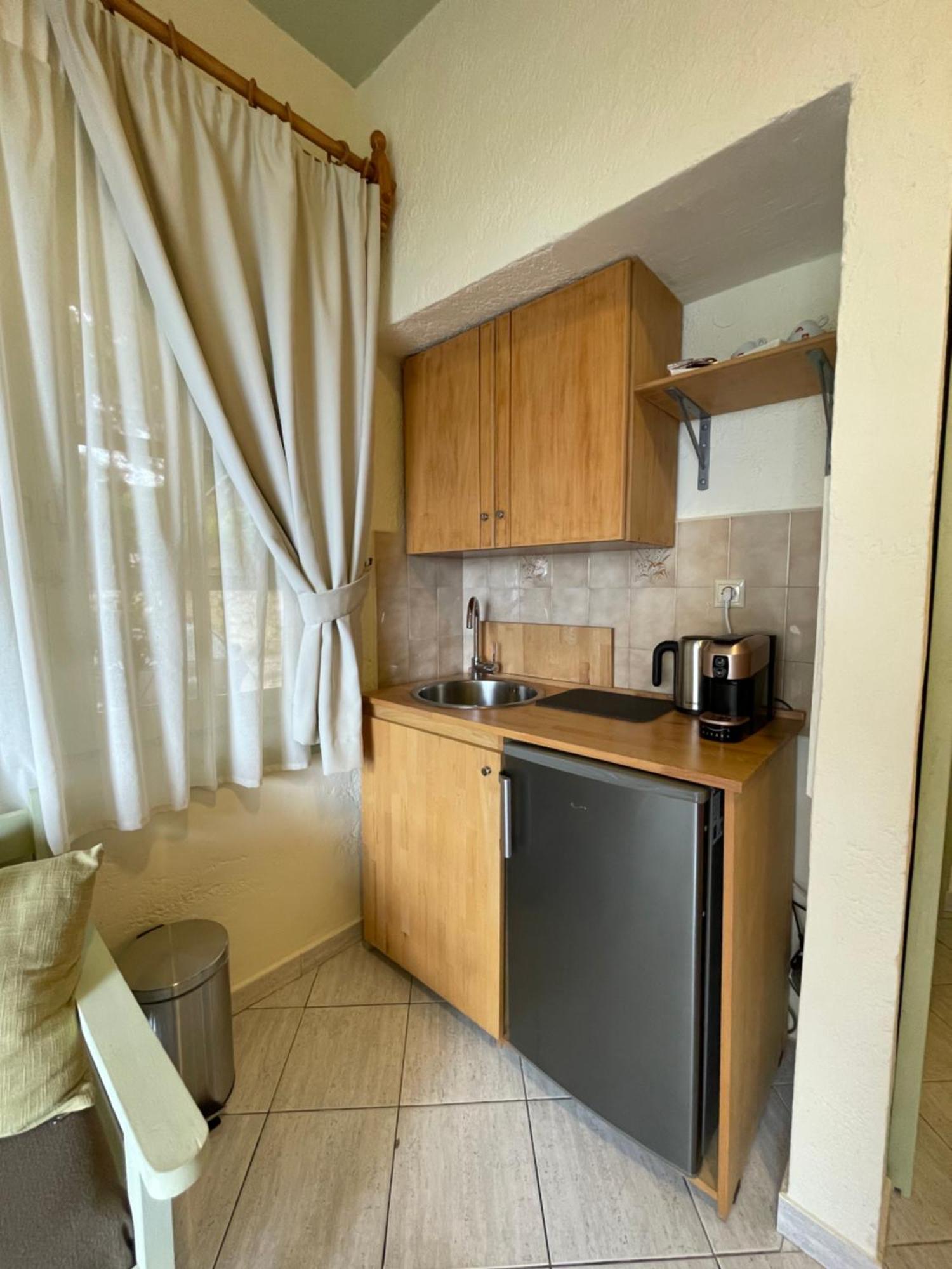 Villa Georgia Apartments & Suites Kalamaki Kamer foto