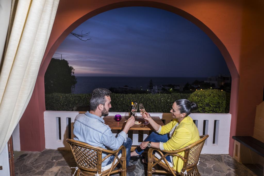 Villa Georgia Apartments & Suites Kalamaki Buitenkant foto